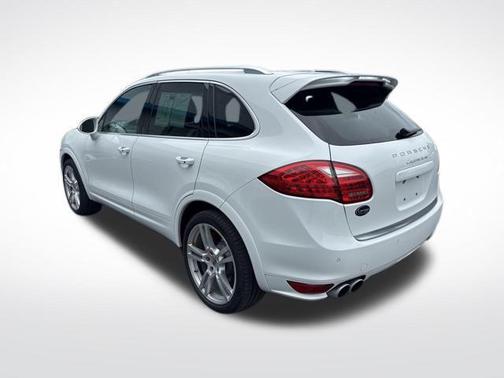 2014 Porsche Cayenne Turbo