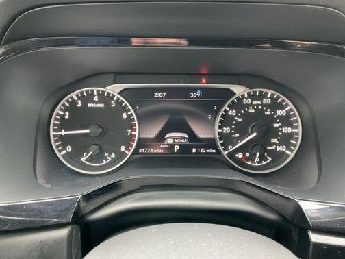 Silver 2023 Nissan Pathfinder SL