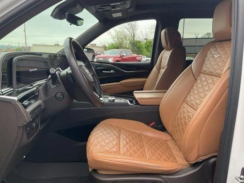 Crystal White Tri-Coat 2024 Cadillac Escalade Sport