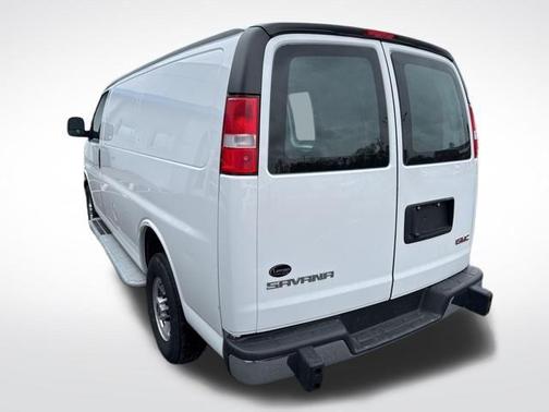 2023 GMC Savana 2500 Work Van
