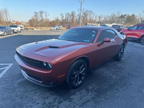 2022 Dodge Challenger SXT