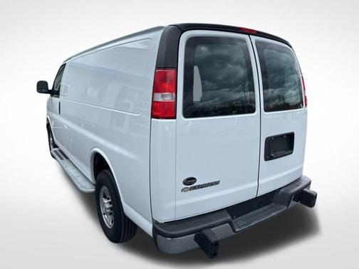 2023 Chevrolet Express 2500 RWD 2500 Regular Wheelbase WT