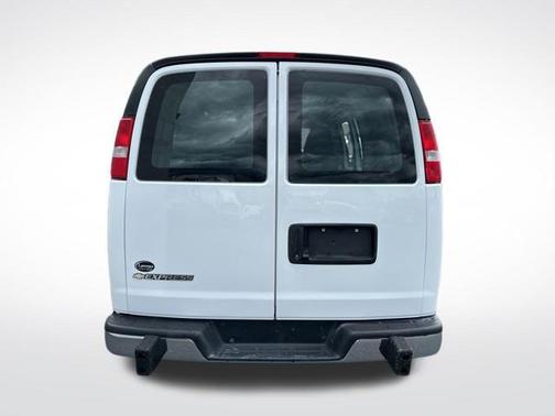 2023 Chevrolet Express 2500 RWD 2500 Regular Wheelbase WT