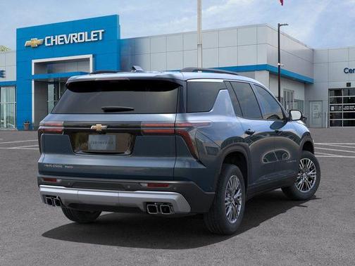 2025 Chevrolet Traverse LT