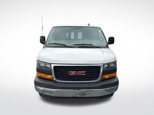 2022 GMC Savana 2500 Work Van