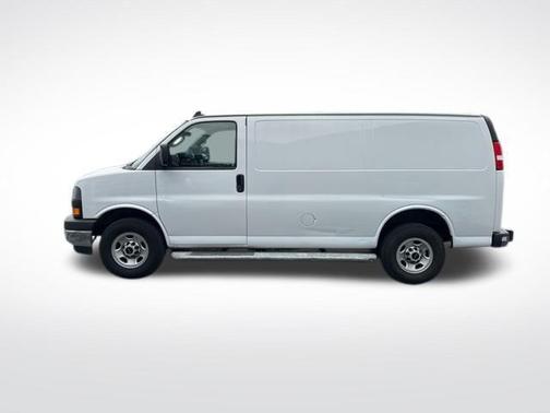 2022 GMC Savana 2500 Work Van