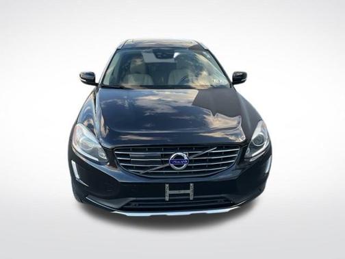 2015 Volvo XC60 T6 Platinum