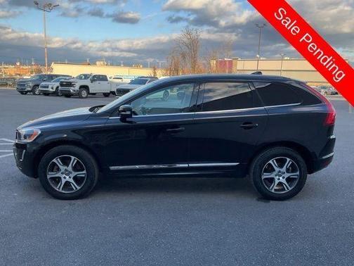 2015 Volvo XC60 T6 Platinum