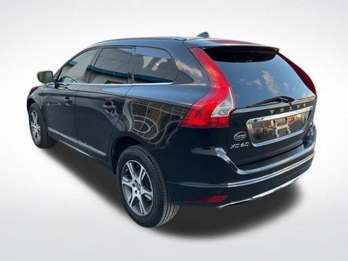 2015 Volvo XC60 T6 Platinum
