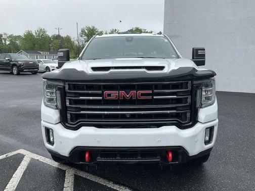White 2020 GMC Sierra 2500 AT4