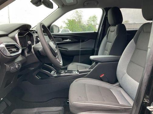 Mosaic Black Metallic 2021 Chevrolet Trailblazer LT