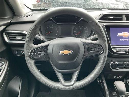 Mosaic Black Metallic 2021 Chevrolet Trailblazer LT