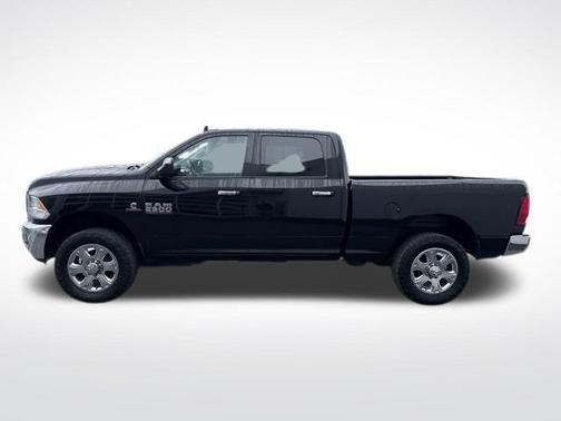 2017 RAM 2500 Big Horn Crew Cab 4x4 6'4' Box