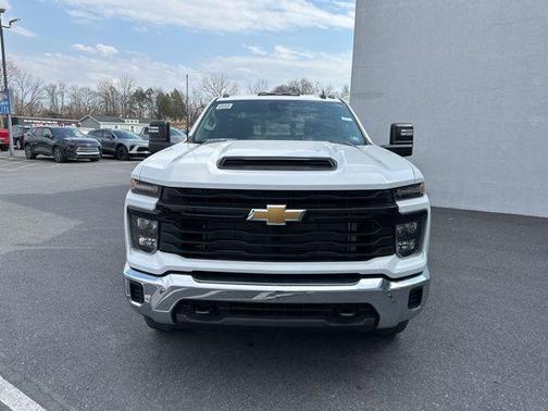 2025 Chevrolet Silverado 3500 WT