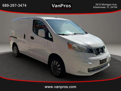 White 2014 Nissan NV200 SV