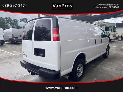 2011 Chevrolet Express 2500 Work Van