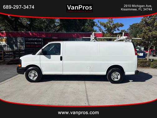 2013 Chevrolet Express 3500 Extended Van 3D