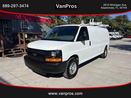 2013 Chevrolet Express 3500 Extended Van 3D
