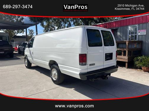 2007 Ford E350 Super Duty Base