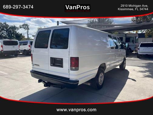2007 Ford E350 Super Duty Base