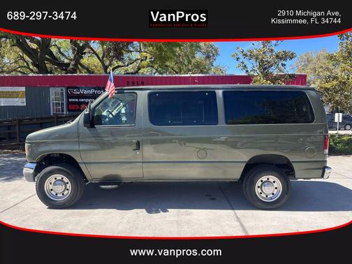 2005 Ford E350 Super Duty Base