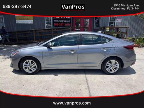 2019 Hyundai ELANTRA SEL
