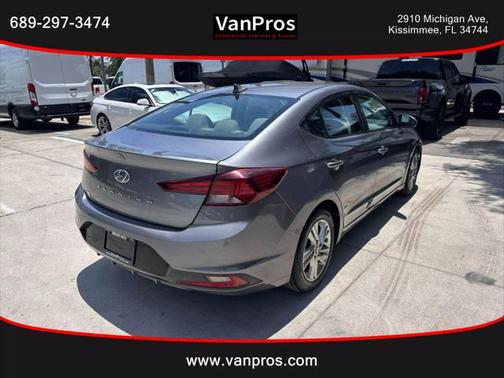2019 Hyundai ELANTRA SEL