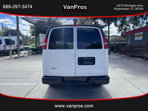 2011 Chevrolet Express 2500 Work Van
