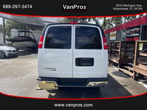 2012 Chevrolet Express 2500 LT