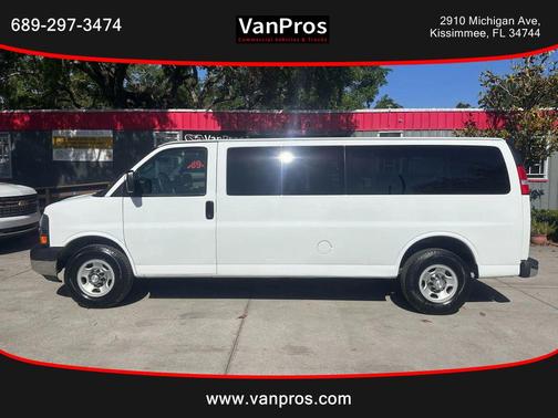 2017 Chevrolet Express 3500 LT