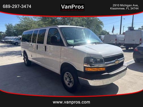 2017 Chevrolet Express 3500 LT