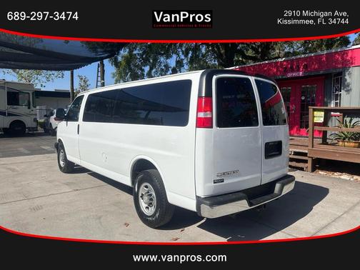 2017 Chevrolet Express 3500 LT