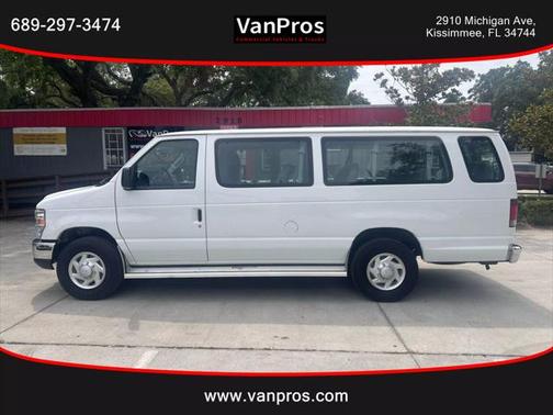 2013 Ford E350 Super Duty XLT