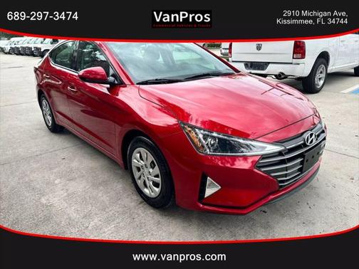 2020 Hyundai ELANTRA SE