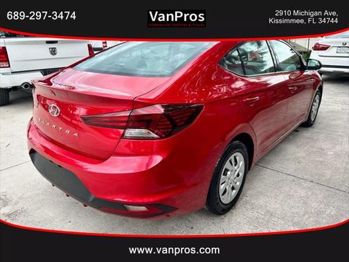 2020 Hyundai ELANTRA SE