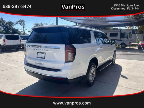 2023 Chevrolet Suburban LT