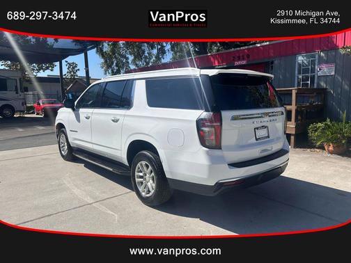 2023 Chevrolet Suburban LT