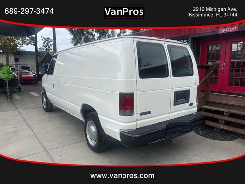 2004 Ford E250 Base