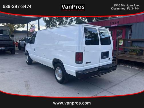 2004 Ford E250 Base