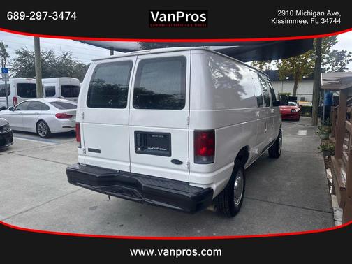 2004 Ford E250 Base