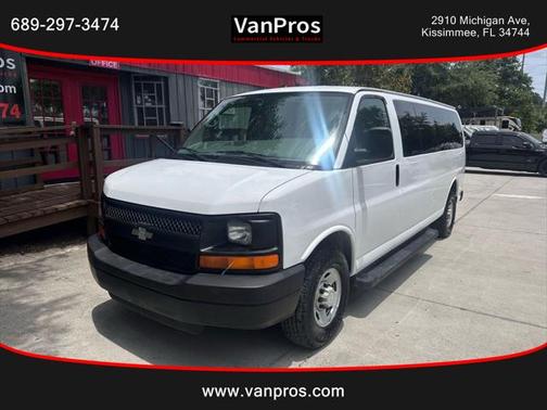 2008 Chevrolet Express 3500 LS Extended Wagon