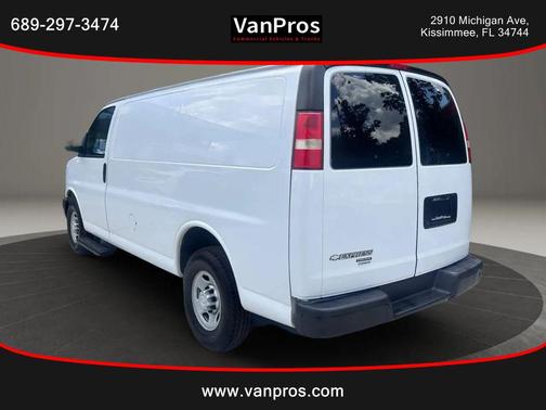 White 2014 Chevrolet Express 2500 Base