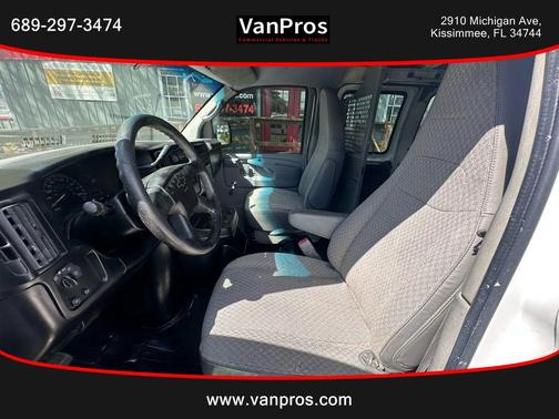 2004 Chevrolet Express 1500 Base