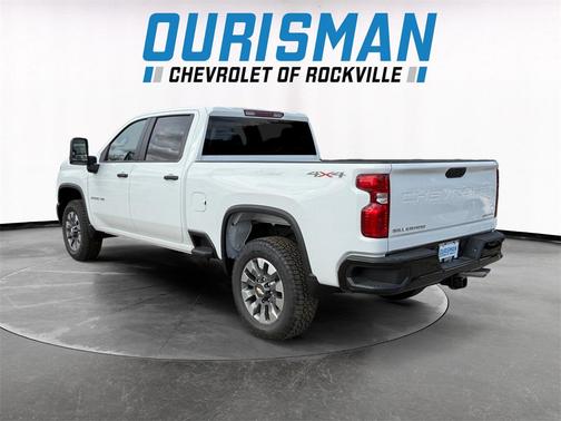 2026 Chevrolet Silverado 2500 Custom