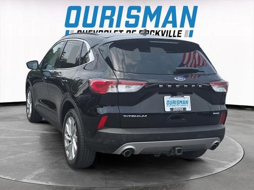 2022 Ford Escape Titanium