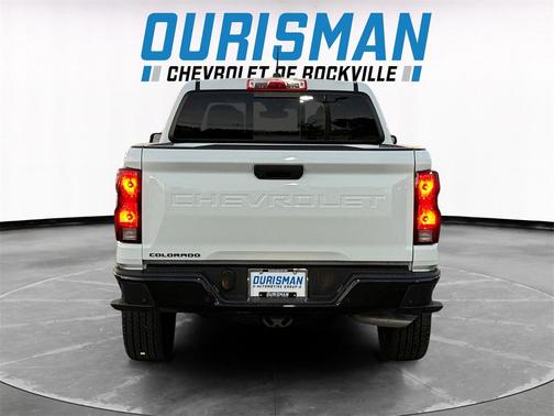 2025 Chevrolet Colorado WT