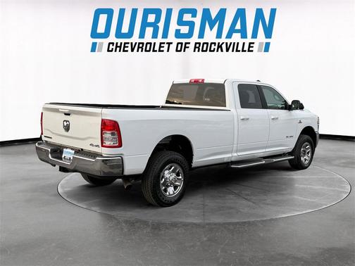 2022 RAM 2500 Big Horn Crew Cab 4x4 8' Box
