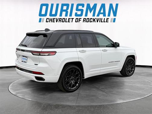 2025 Jeep Grand Cherokee Summit