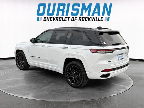 2025 Jeep Grand Cherokee Summit