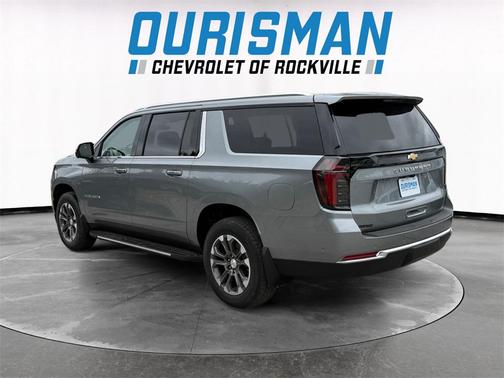 2025 Chevrolet Suburban LS